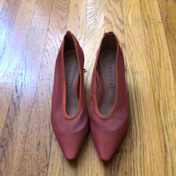 Vicenza (Anthropologie) Mesh Chain Embellished Heels - Picture 1 of 4